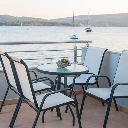 Beach Apartments Tivat Eksteriør bilde