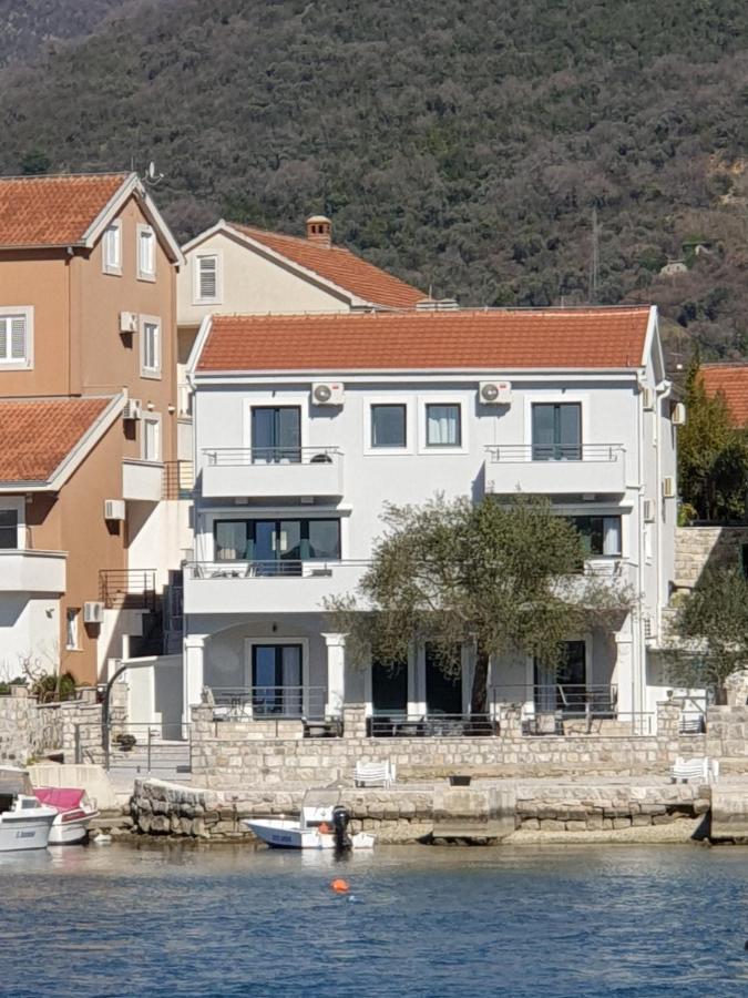 Beach Apartments Tivat Eksteriør bilde
